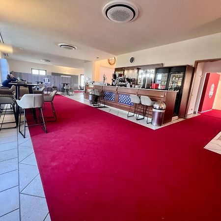 Holidays Homes Rome Golf Appartamenti Marco Simone Aeb المظهر الخارجي الصورة